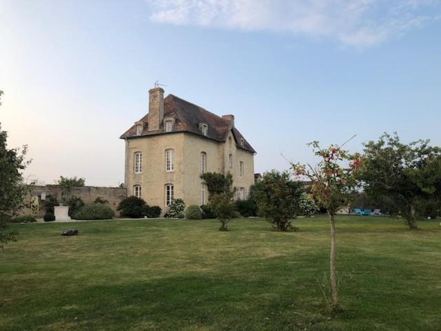 Domaine "Les Bois Flottes" Dans Maison De Charme Au Bord De Mer Et Proche De Cabourg メルヴィル・フランスヴィル・プラージュ エクステリア 写真